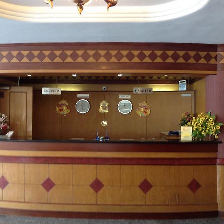 Batam Lai Lai Mutiara Hotel מראה חיצוני תמונה