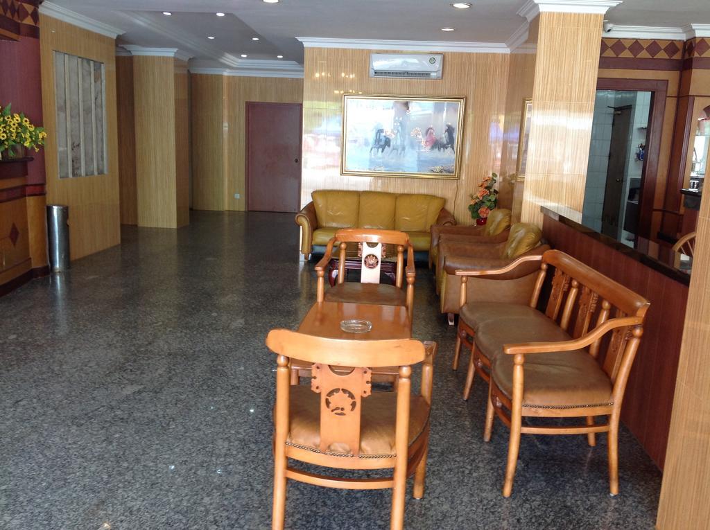 Batam Lai Lai Mutiara Hotel מראה חיצוני תמונה