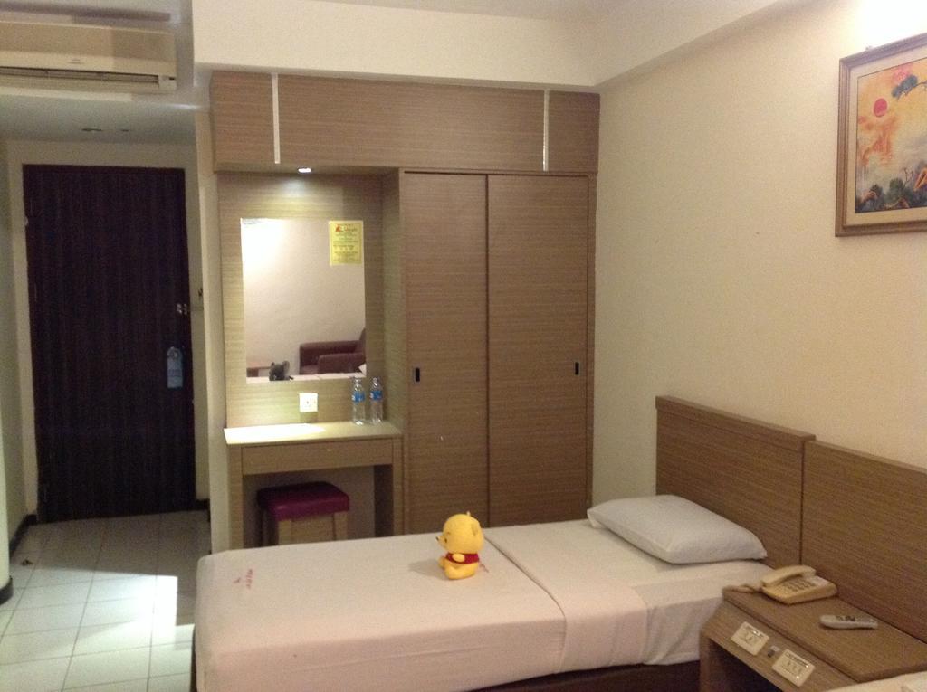 Batam Lai Lai Mutiara Hotel מראה חיצוני תמונה