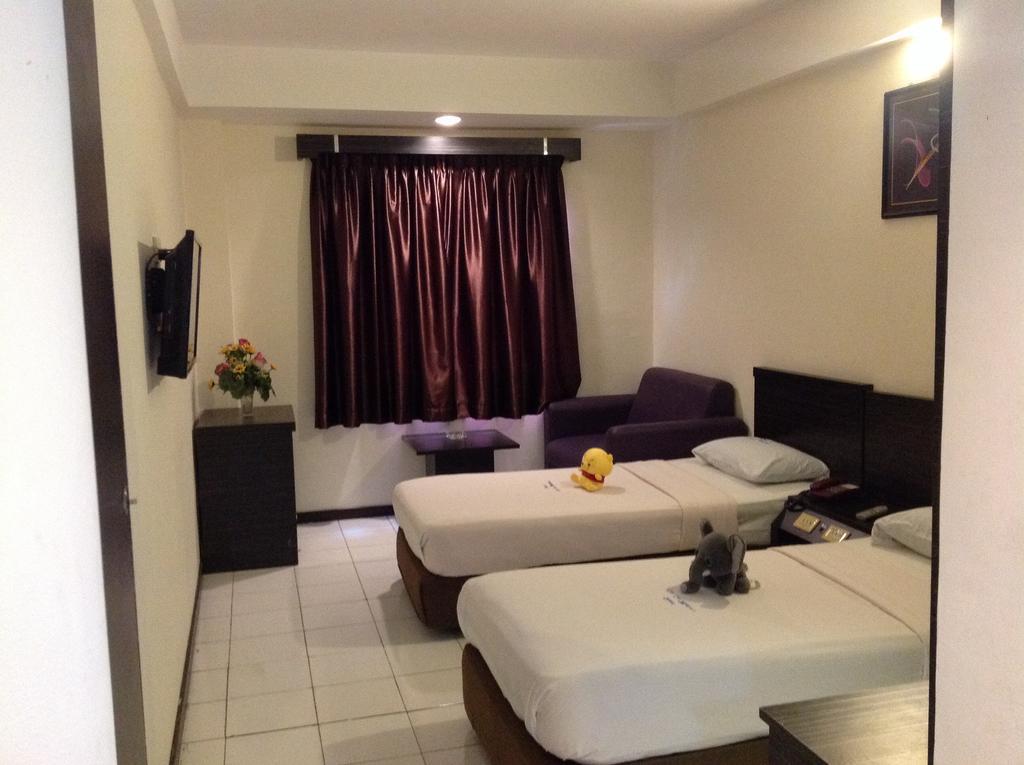 Batam Lai Lai Mutiara Hotel מראה חיצוני תמונה