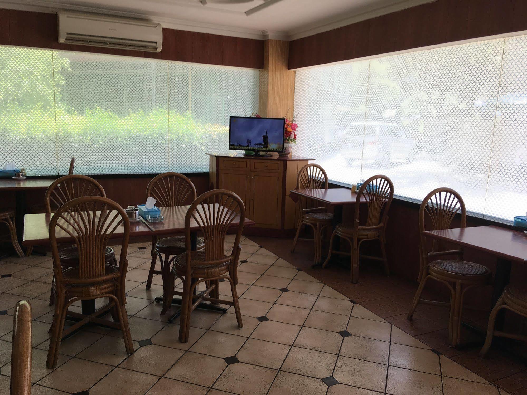 Batam Lai Lai Mutiara Hotel מראה חיצוני תמונה