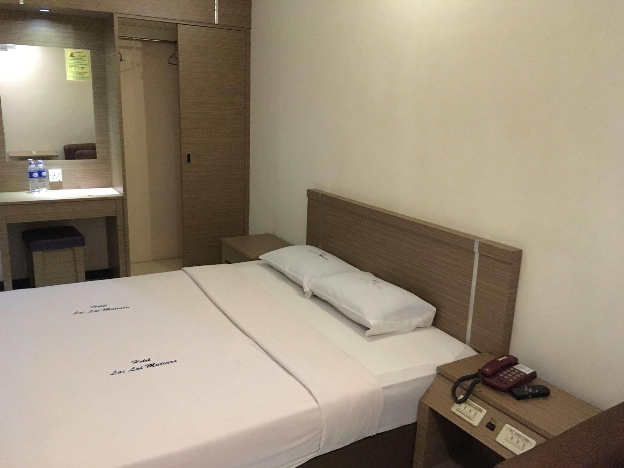 Batam Lai Lai Mutiara Hotel מראה חיצוני תמונה